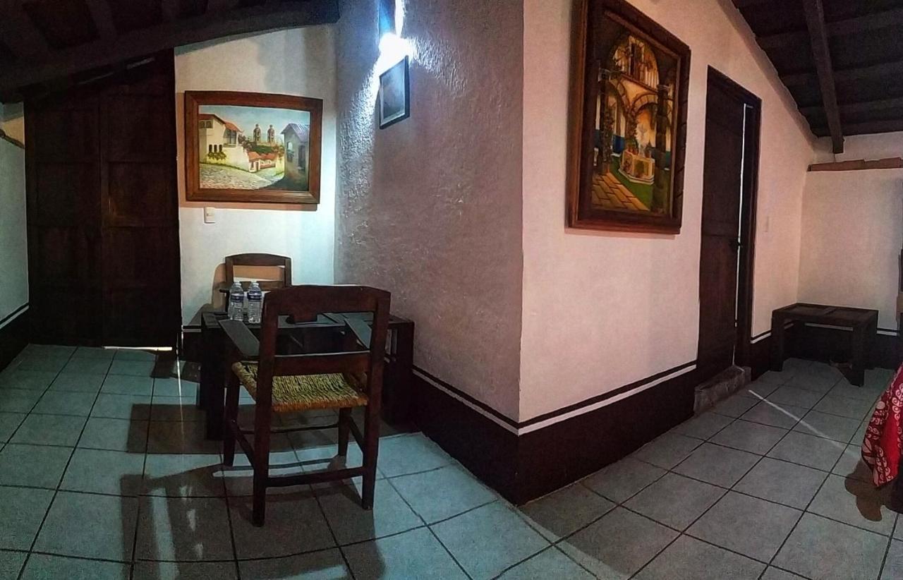 La Casona De La Esmeralda Mascota Exterior foto